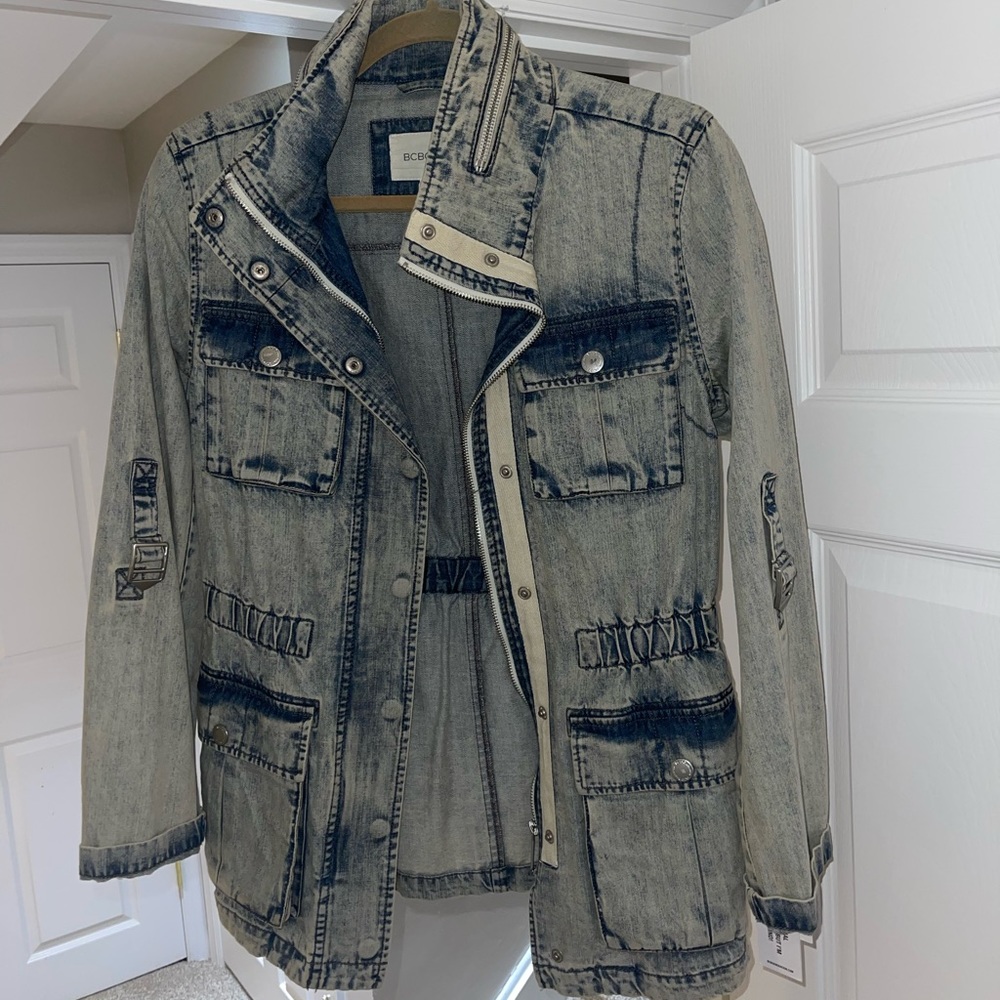 BCBG bleached denim jacket. Size: Small.